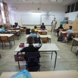 Građani "cinkare" đake Ministarstvu prosvete 14