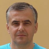 Da botovi odgovaraju 7