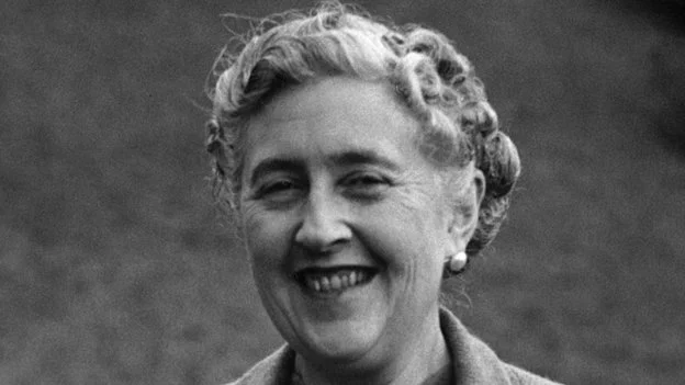 Agata Kristi, Poaro i gospođica Marpl: Misterija stogodišnje popularnosti priča „Kraljice zločina" 4 Agatha Christie in 1946