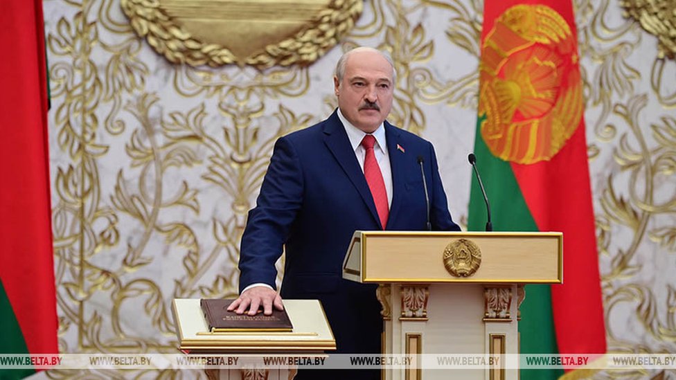 Lukašenko vo vremя inauguracii