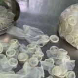 Vijetnamska policija zaplenila 320.000 korišćenih kondoma 4