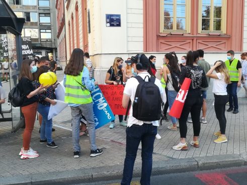 Protest studenata zbog školarina, dali rok do utorka (FOTO/VIDEO) 5
