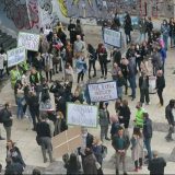 Protest zaposlenih na Filološkom fakultetu, traže da se nastavi izbor dekana (FOTO/VIDEO) 9
