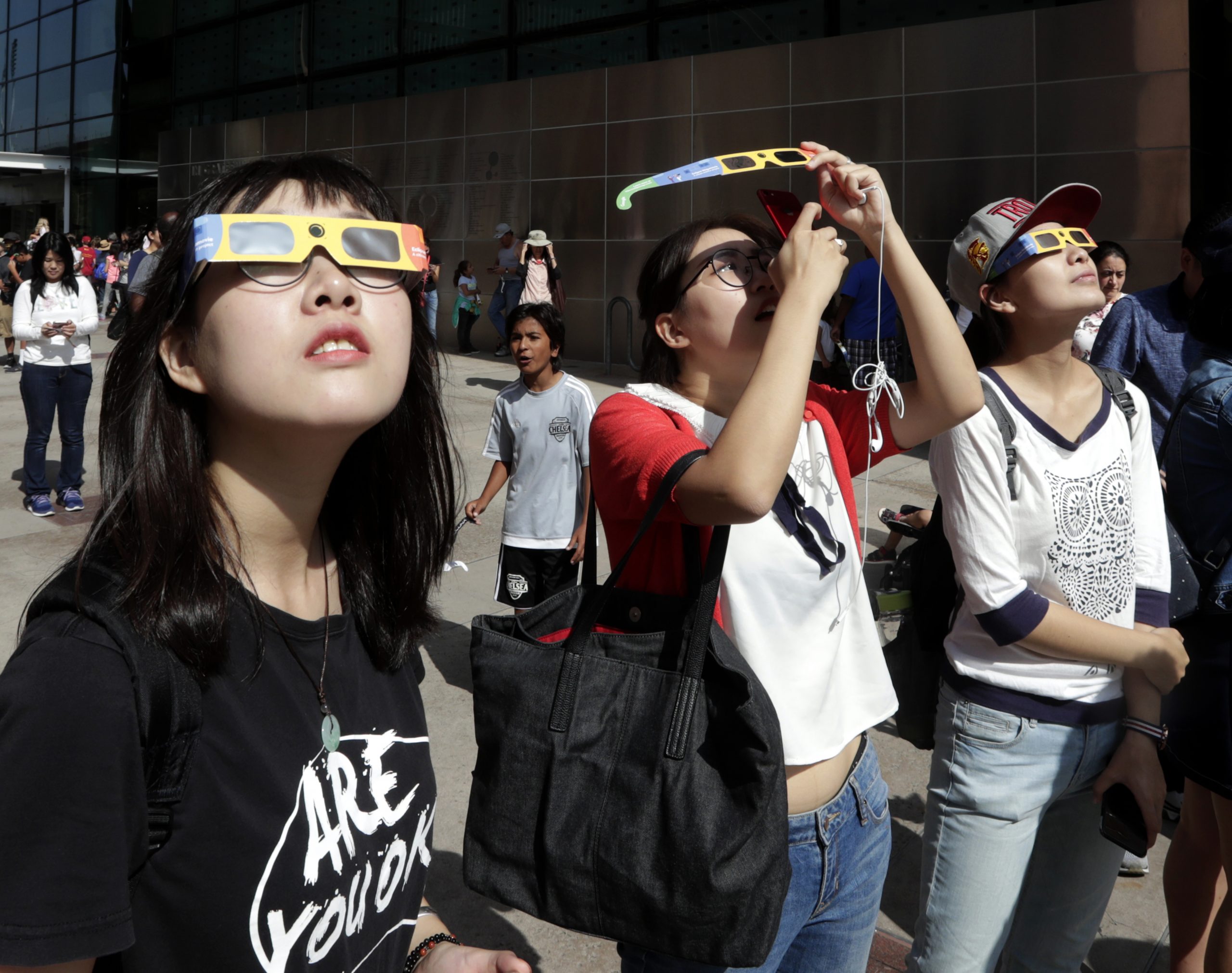 SAD ukinule vize za više od hiljadu kineskih studenata 1