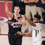 Denver eliminisao Džezere, Boston protiv Toronta poveo 2:0 u polufinalu Istoka 13