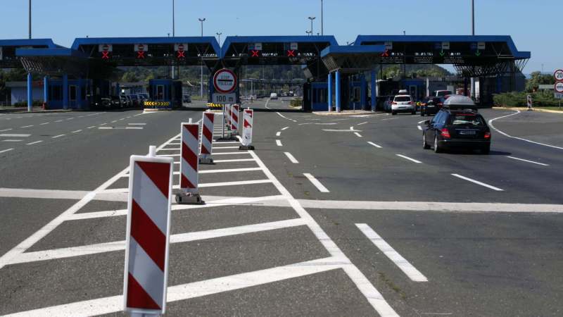 Građani Srbije od sutra mogu u Sloveniju bez karantina 1