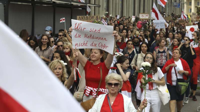 Hiljade žena na maršu protiv Lukašenka u Minsku 1