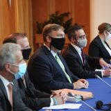 Zvaničnik američke DFC razgovarao s kosovskim liderima o podršci ekonomskom rastu 9