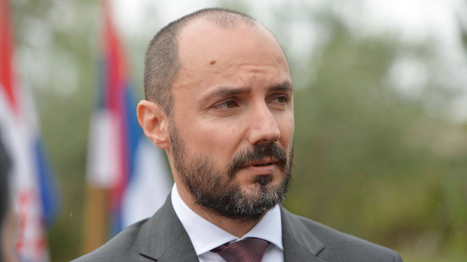 "Nije četničko okupljanje, nego počast oružanom bratstvu Hrvata i Srba": SNV reagovalo na zahteve da se spreče proslave Dana ustanka u Srbu 1