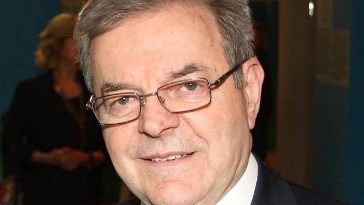 Dragomir Karić, kandidat za narodnog poslanika na parlamentarnoj listi SNS 5. marta odgovara na Fejsbuku 1