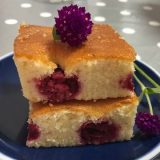 Pom poms - brzi kolač sa malinama (recept) 14