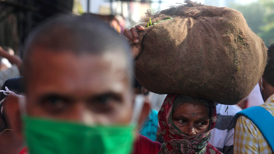 U Indiji novi skok zaraženih korona virusom, više od 94.000 u jednom danu 1