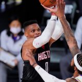 Majami u finalu istoka, Lejkersi poveli protiv Hjustona 1