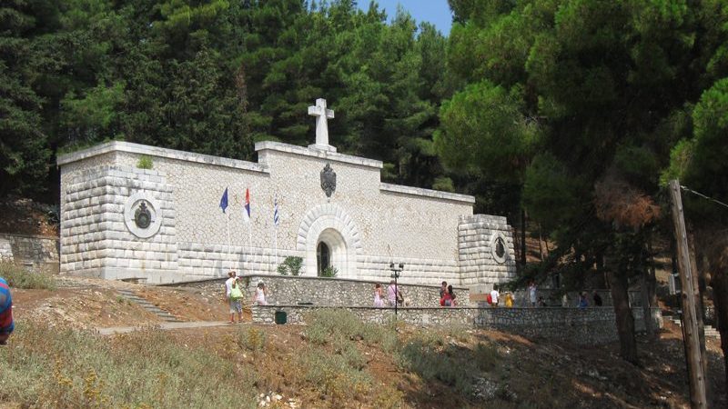 Položeni venci kod spomen kosturnice na Vidu i u Plavu grobnicu 1