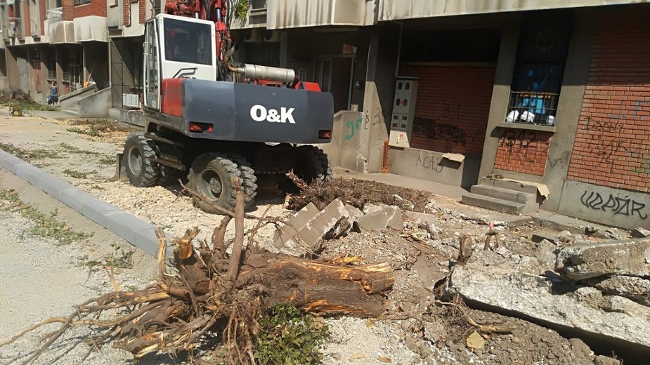 Uređuje se "Lamela" u centru Požarevca 1