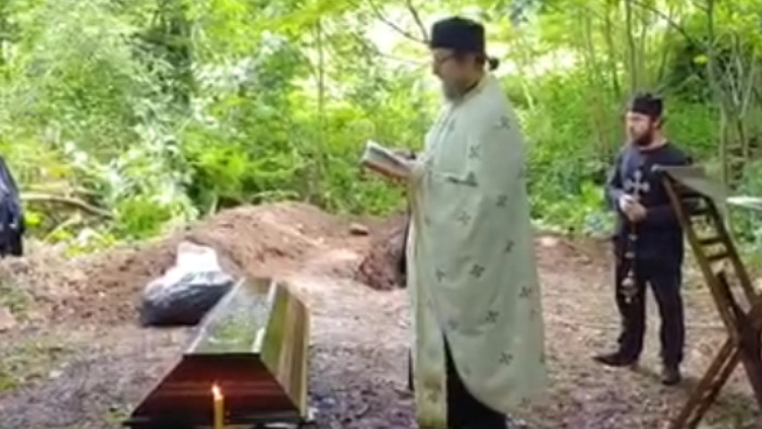 Dečani: Srbi i Albanci zajedno podižu spomenik Bošku Ćiriću 1