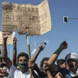 Na Lezbosu protestovalo oko hiljadu migranata uzvikujući Sloboda i Nemačka 3