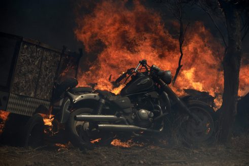 Hiljade domova blizu Atine evakuisane zbog velikog požara 11