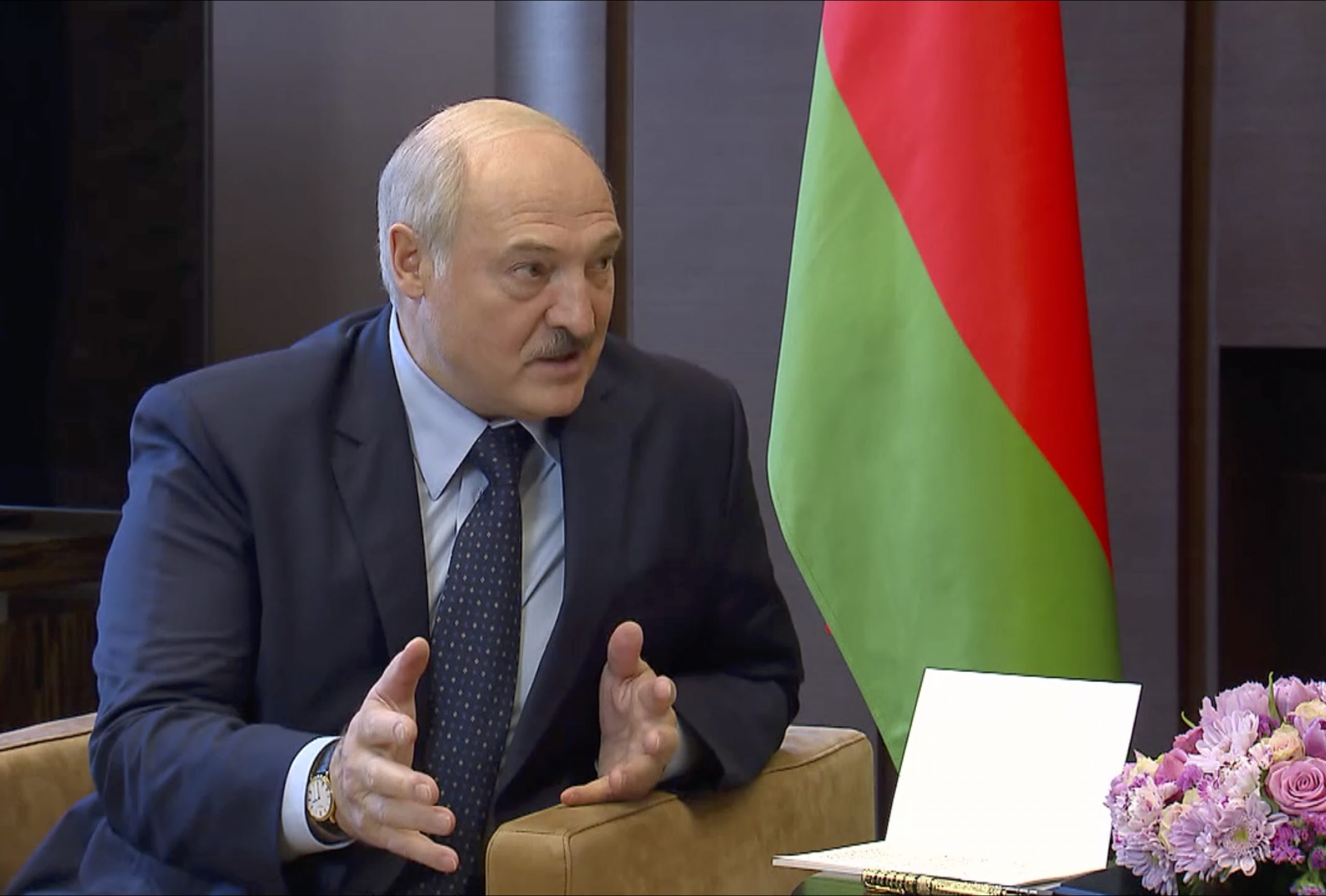 Lukašenko razgovarao sa uhapšenim liderima opozicije 1