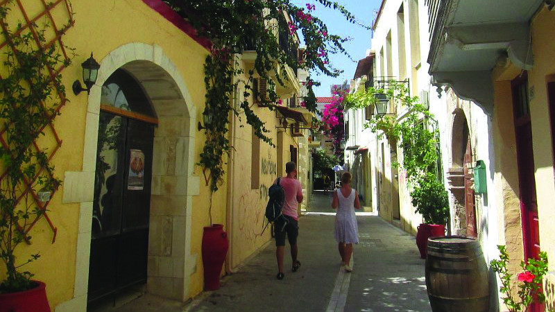 Krit: Neodoljive ulice Retimna 1