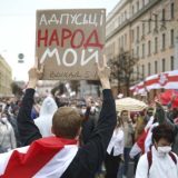 Oko 100.000 Belorusa protestovalo u Minsku, uhapšeno oko 200 12