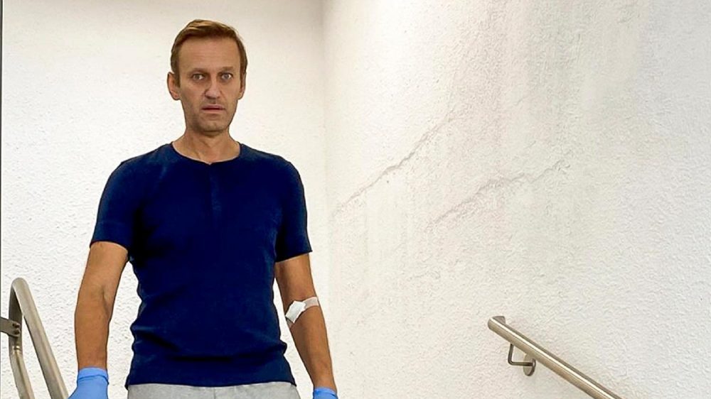 Merkelova je posetila Navaljnog dok je bio u bolnici 1