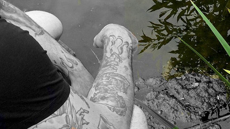 Francuska: Tetoviranom učitelju rečeno da ne uči decu jer imaju noćne more 1