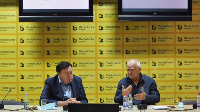 Podela na "izdajnike" i "patriote" plod krize identiteta 1