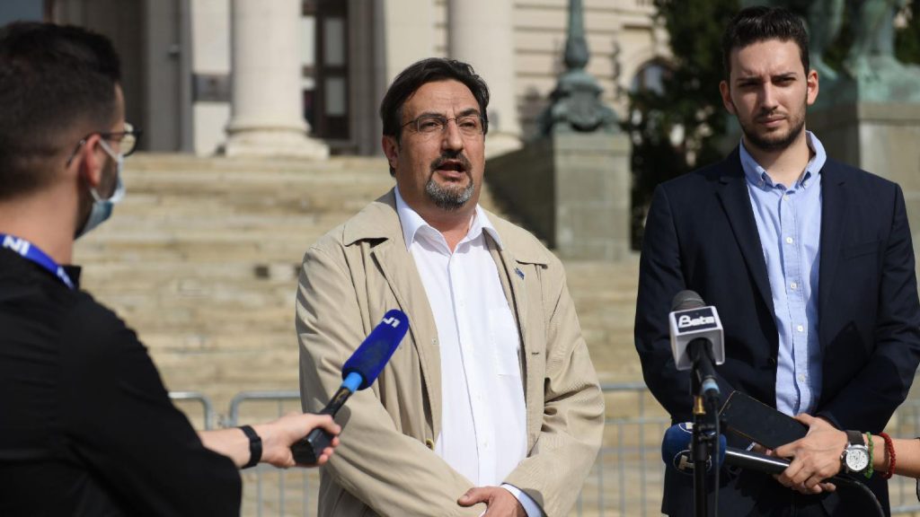 Cvijanov: Vučićevo okretanje Zapadu loše za njega, ali dobro za Srbiju 2