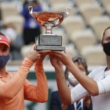 Mladenović i Baboš odbranile titulu na Rolan Garosu u dublu 1