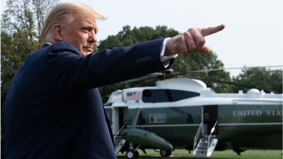 Korona virus, predsednik i Amerika: Šta će se desiti ako Tramp ne može da obalja predsedničke dužnosti zbog Kovida-19 3 Trump and Marine One