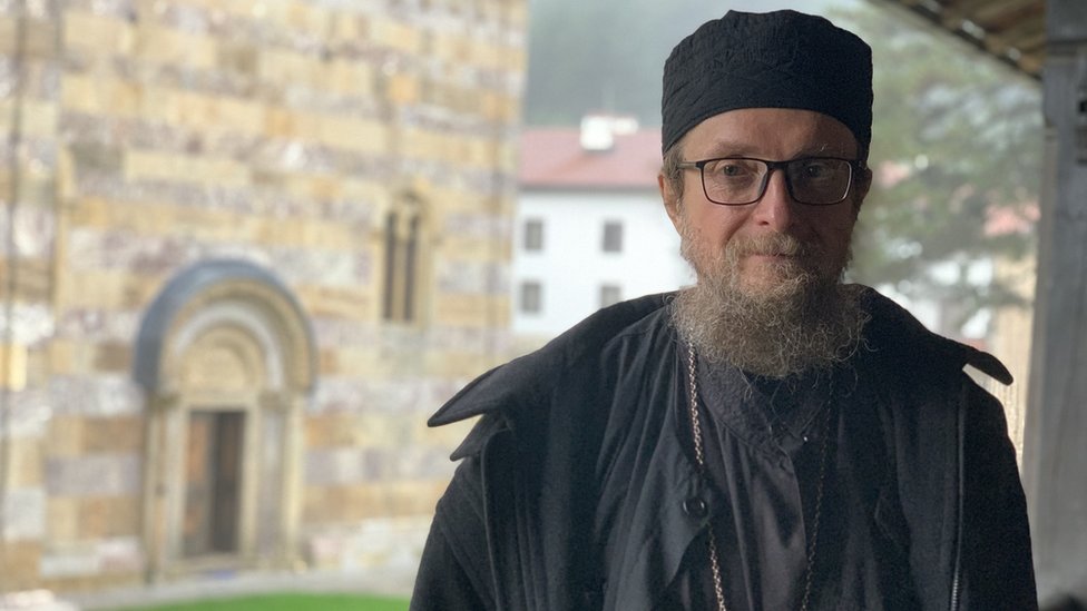 Otac Sava Janjić u Intervjuu petkom: „Nismo primetili promenu posle Vašingtonskog sporazuma" 1 Dečani, oktobar 2020.