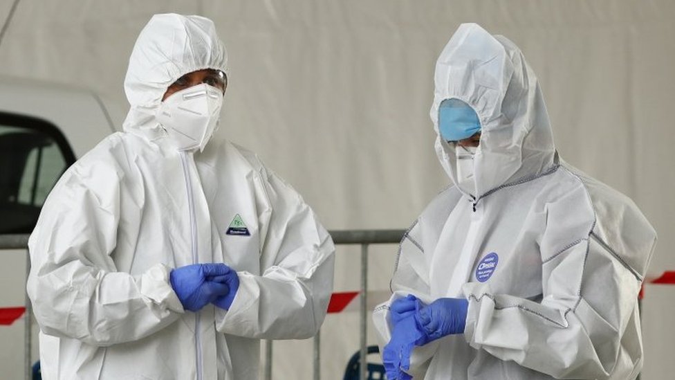 Korona virus: U Srbiji najviše novozaraženih u Beogradu, Australija ublažava mere 5 Drive-through test station in Montpellier, France