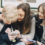 Društvene mreže, tehnologija i privatnost: EU „češlja" Instagram zbog podataka o maloletnoj deci, Fejsbuku preti kazna 5
