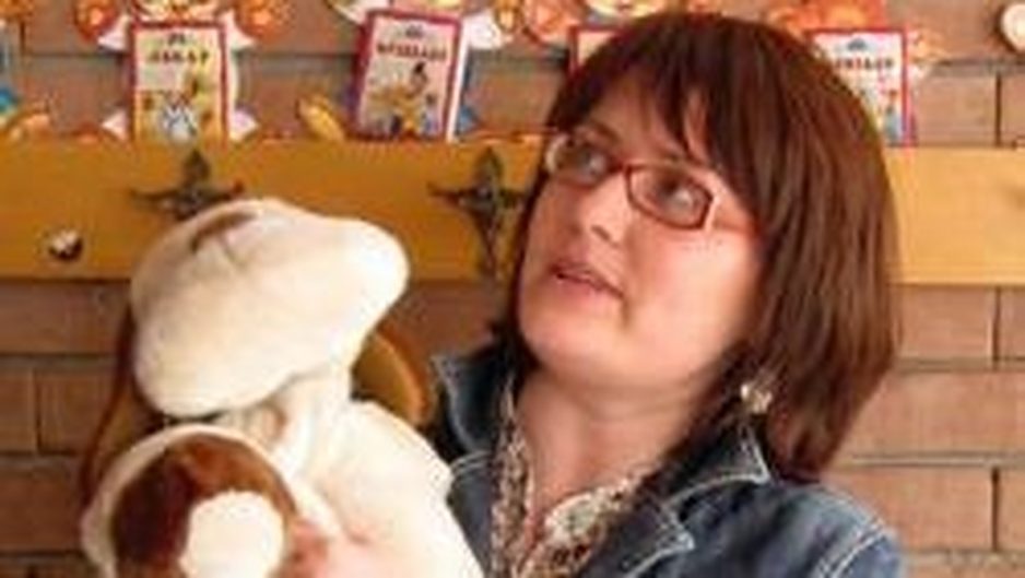 Pesnička štafeta ispred biblioteke u Zrenjaninu od 5. do 9. oktobra 1