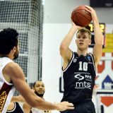 Odbrana i ritam vode do pobede 12