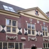 Holandija: Slikar i devojka u Delftu 14