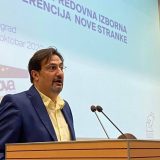 Za novog predsednika Nove stranke izabran Aris Movsesijan 10