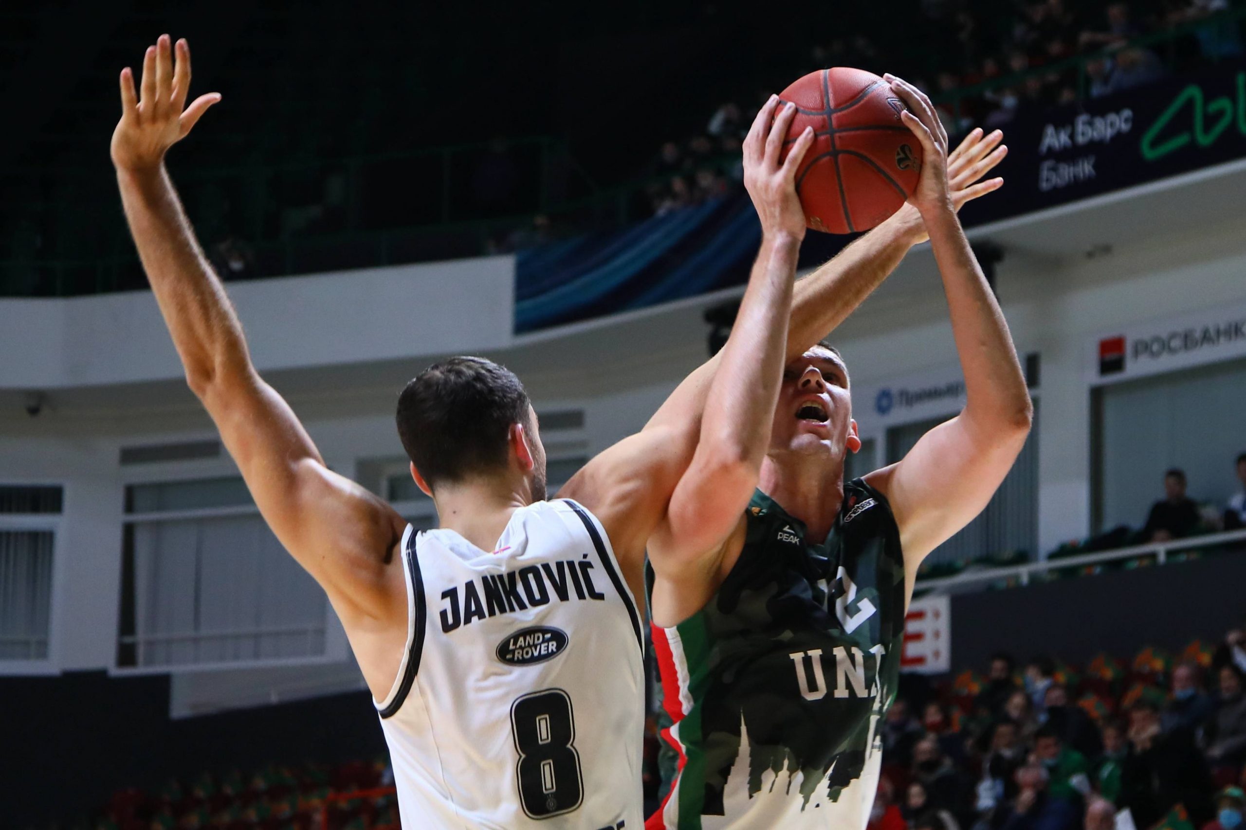 Partizan nemoćan protiv Uniksa 1