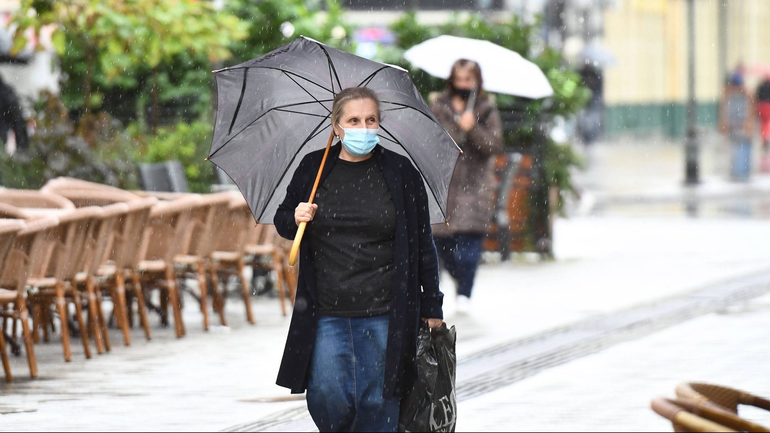 Španija smanjuje PDV na zaštitne maske 1