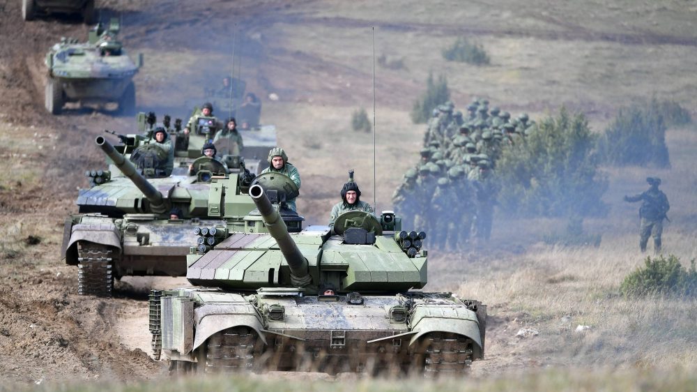 Vojna vežba "Sadejstvo 2020" na Pešteru, 2.800 vojnika i više od 150 vojnih vozila 1