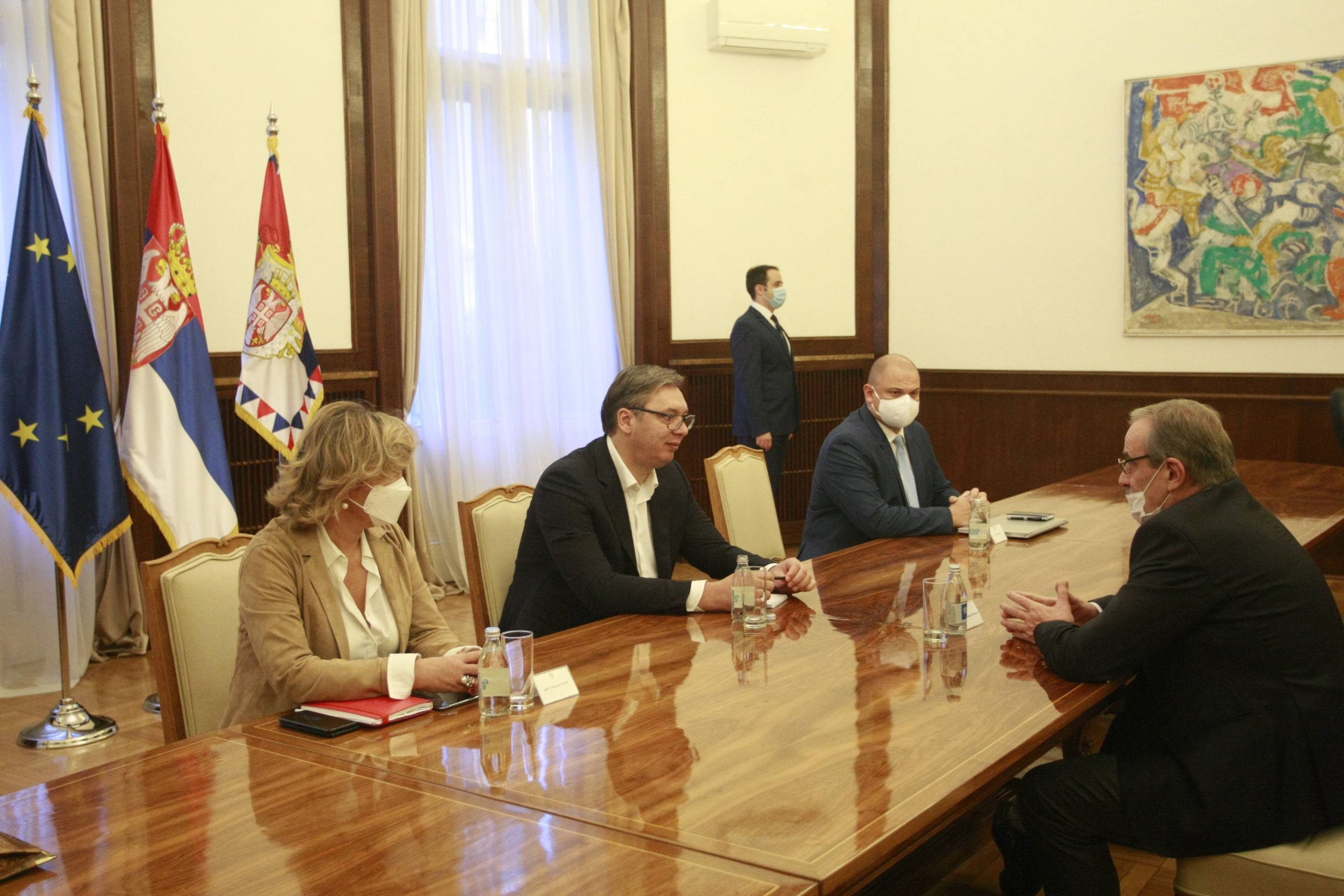 Vučić sa ambasadorom Hrvatske: Odnosi Srbije i Hrvatske značajni za ceo region 1