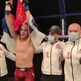 Duško Todorović nokautirao “Tarantulu” i pobedom debitovao na UFC sceni 4