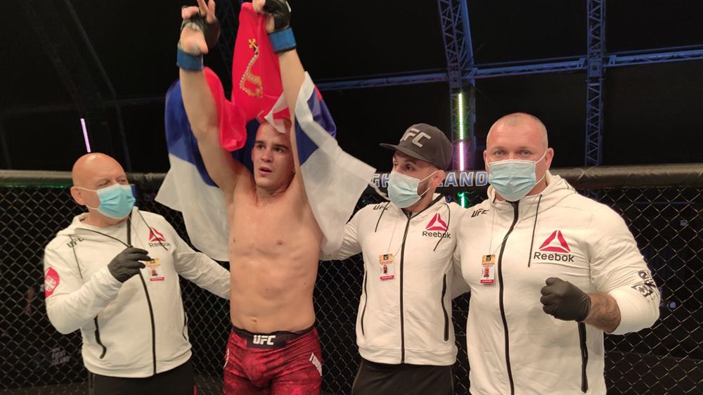 Duško Todorović nokautirao “Tarantulu” i pobedom debitovao na UFC sceni 1