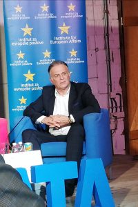 Srbija treba da se okrene ka Evropskoj Uniji 2 Srbija treba da se okrene ka Evropskoj Uniji 2