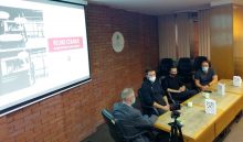 Izložba ilustracija autora Igora Lečića (Milana Doga), pod nazivom „Veliko čekanje – za one koji vole da im se nacrta” Otvorena izložba ilustracija Milana Doga „Veliko čekanje - za one koji vole da im se nacrta” 9