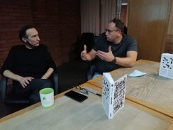 Izložba ilustracija autora Igora Lečića (Milana Doga), pod nazivom „Veliko čekanje – za one koji vole da im se nacrta” Otvorena izložba ilustracija Milana Doga „Veliko čekanje - za one koji vole da im se nacrta” 10