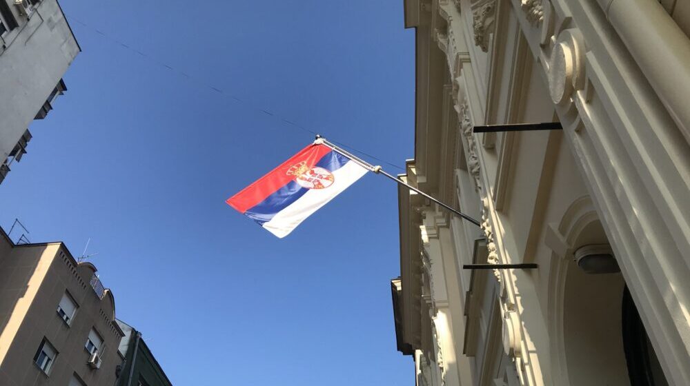 Isticanje stranih zastava zakonom ograničeno u većini zemalja regiona 1