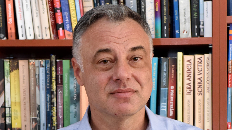 Srbija više ni udžbenike suvereno ne štampa 1