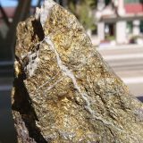 Carinici otkrili kamen sa zlatnim česticama u prtljagu 3